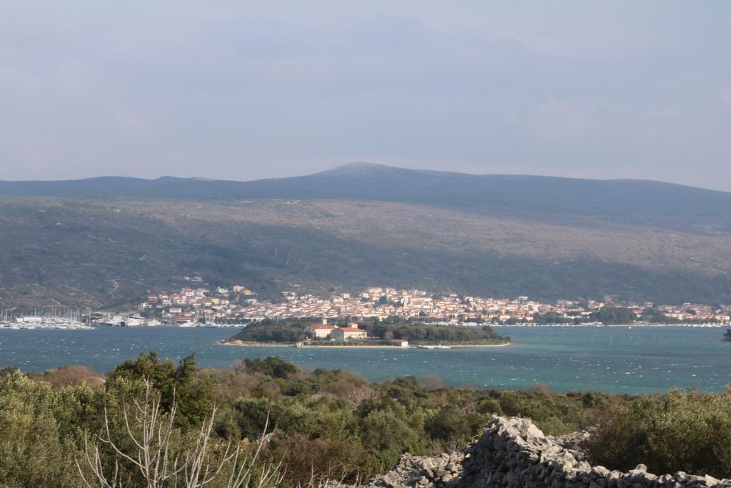 Apartments U Kapetana Punat Exterior photo